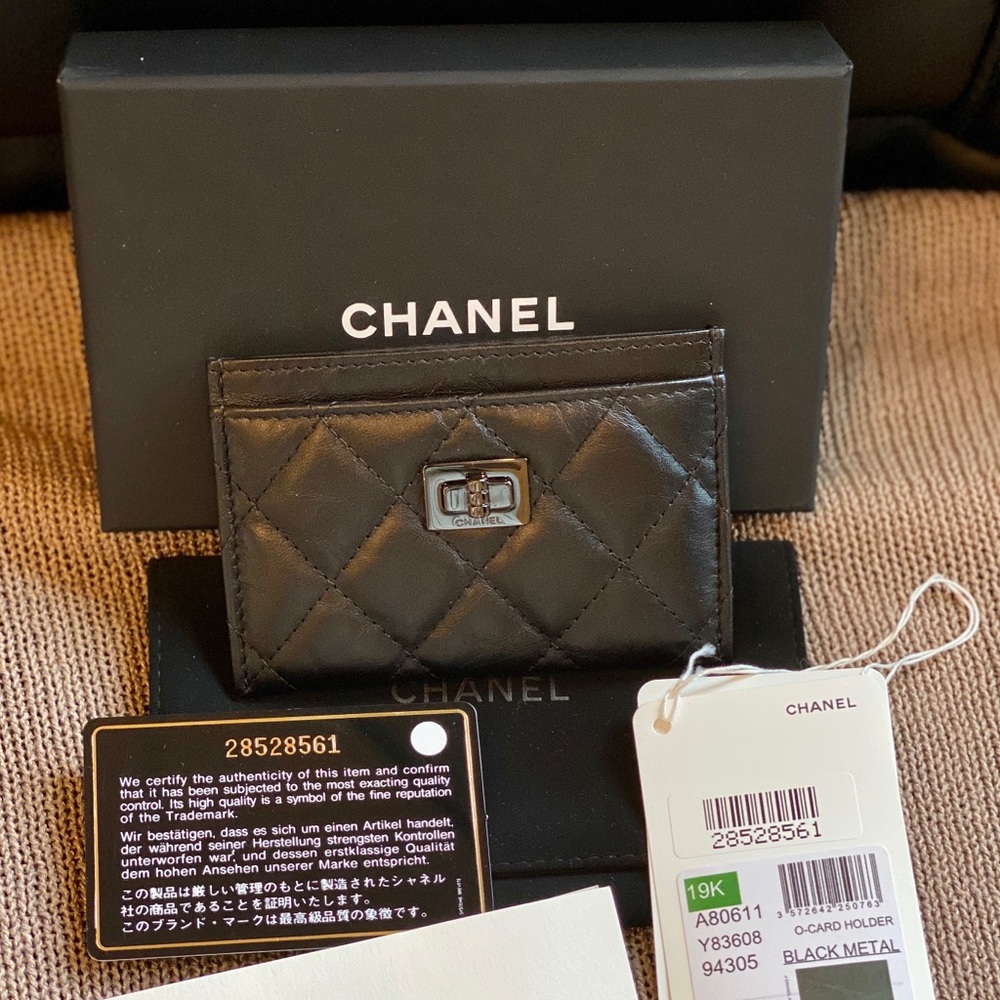 ▪️SOLD▪️Chanel SO BLACK Reissue Cardholder
